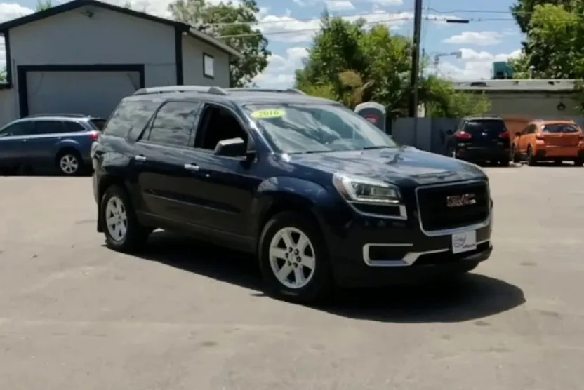 2016 Gmc Acadia SLE photo 1