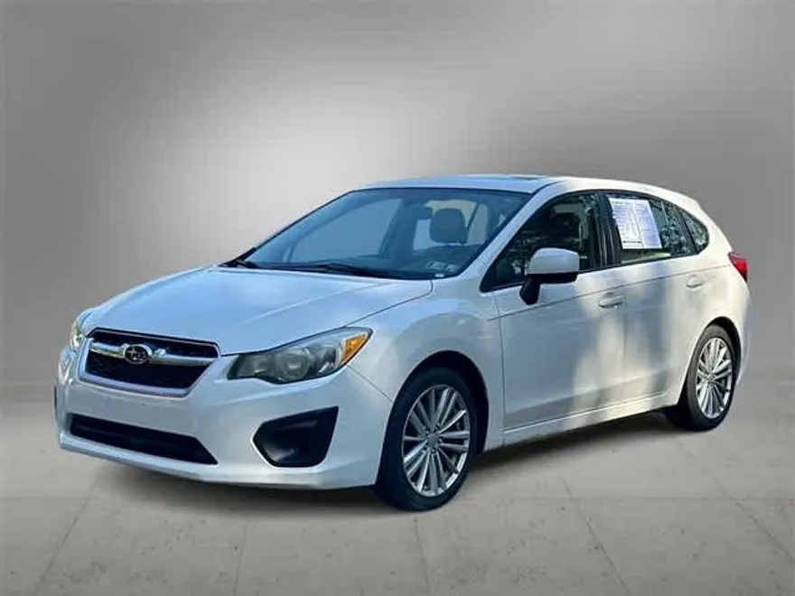 2012 Subaru Impreza 2.0i Premium photo 1