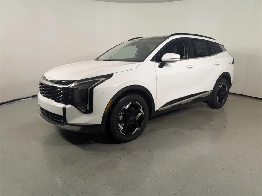 2026 Kia Sportage EX photo 1