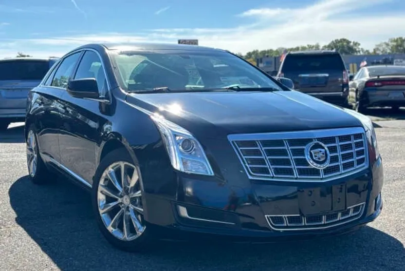2014 Cadillac XTS Luxury photo 1