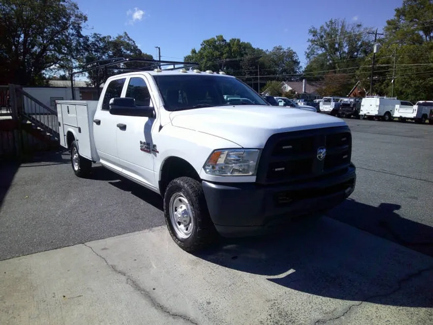 2017 Ram 2500 Tradesman photo 1