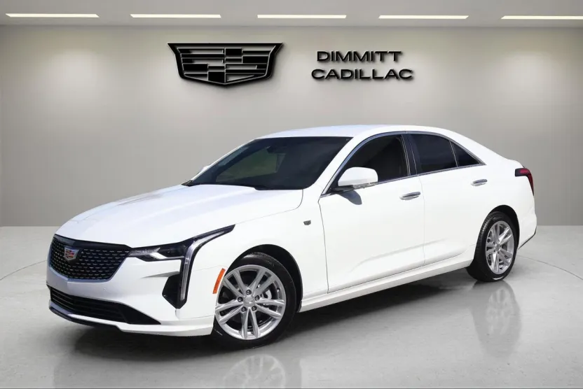 2026 Cadillac CT4 Luxury photo 1