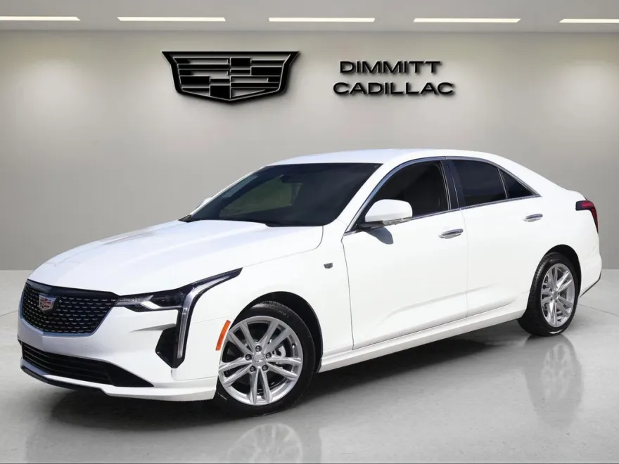 2026 Cadillac CT4 Luxury photo 1