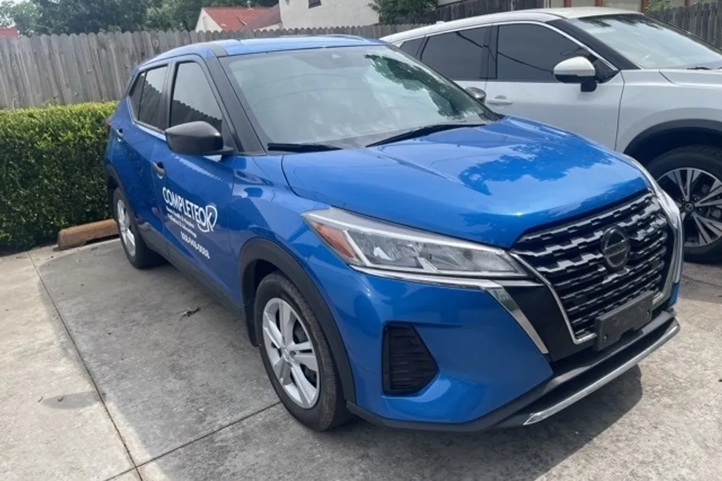 2021 Nissan Kicks S photo 1