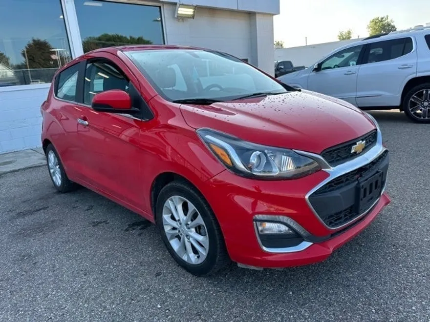 2022 Chevrolet Spark 2LT photo 1
