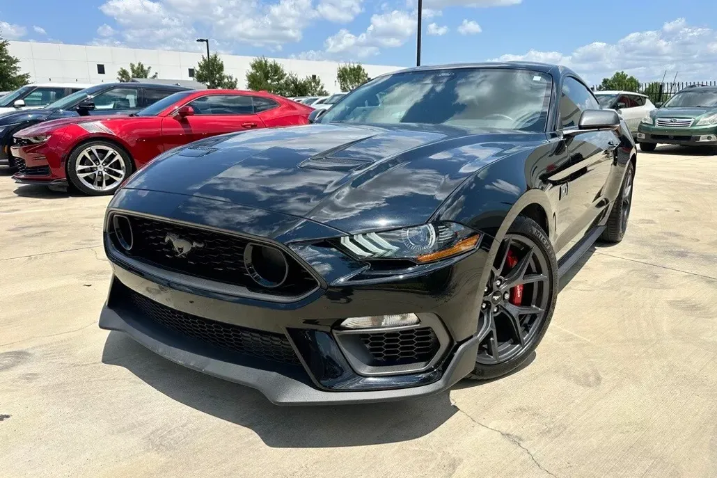 2022 Ford Mustang Mach 1 photo 1