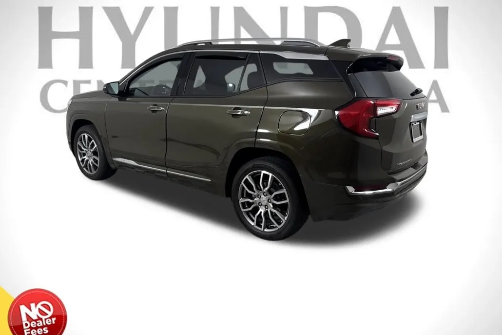 2023 Gmc Terrain Denali photo 1