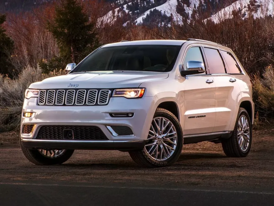 2021 Jeep Grand Cherokee Laredo X photo 1