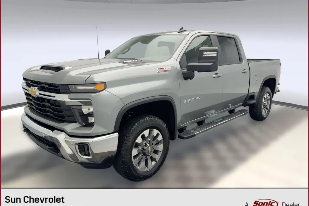 2026 Chevrolet Silverado 2500HD LT photo 1