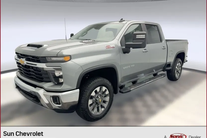 2026 Chevrolet Silverado 2500HD LT photo 1