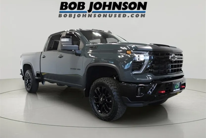 2025 Chevrolet Silverado 2500HD LT photo 1