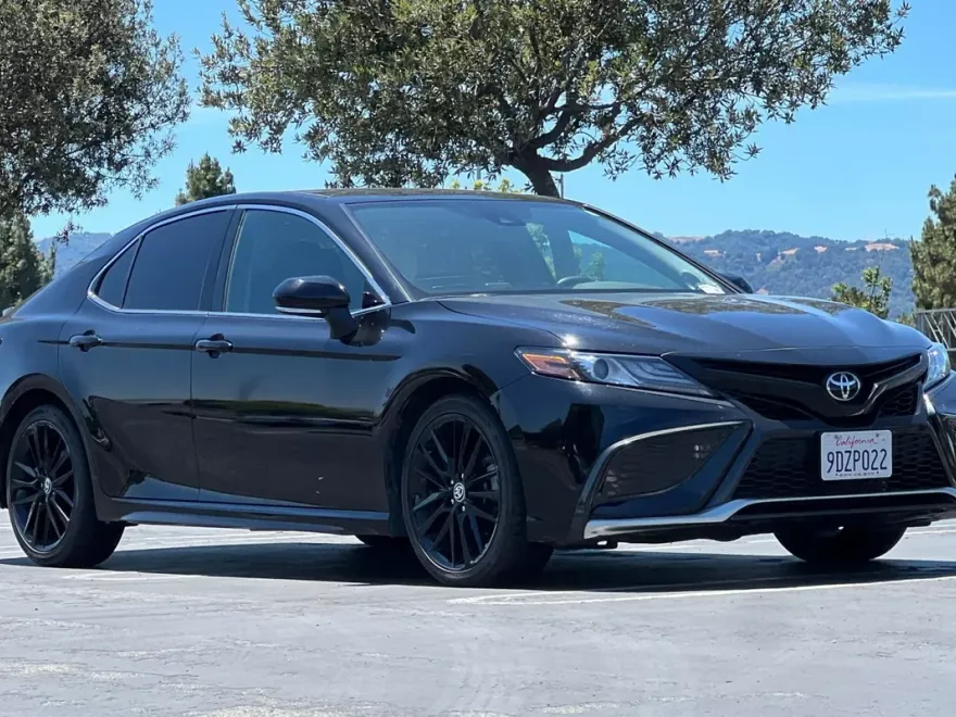 2023 Toyota Camry XSE V6 photo 1