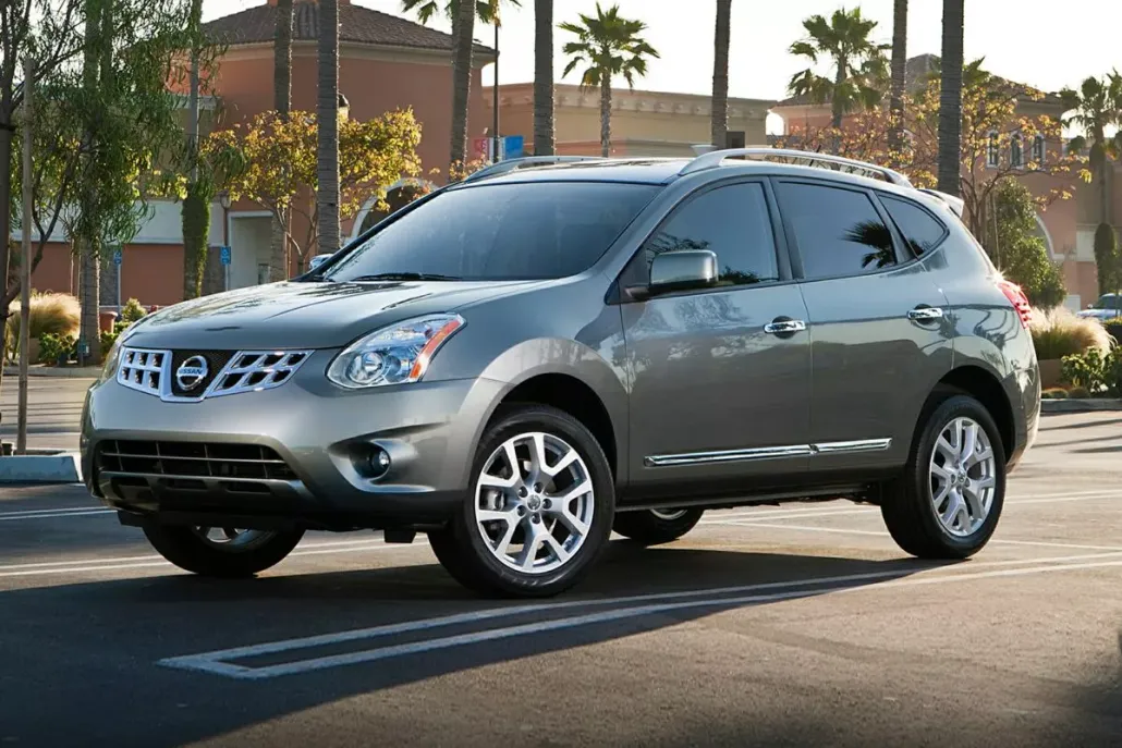 2013 Nissan Rogue SL photo 1
