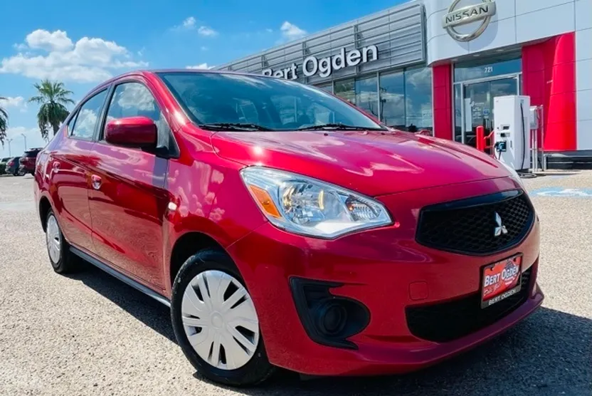 2020 Mitsubishi Mirage G4 ES photo 1