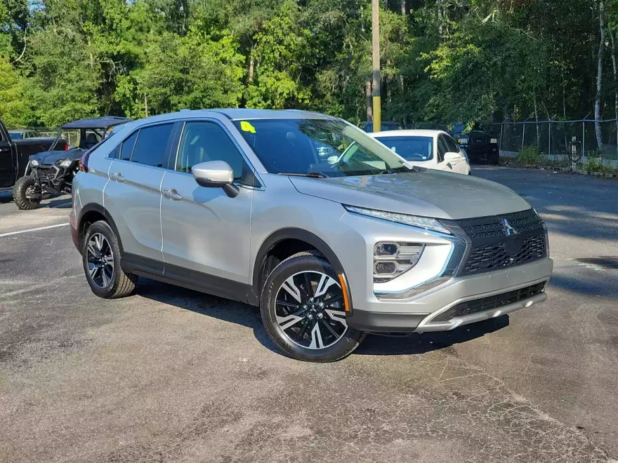 2024 Mitsubishi Eclipse Cross SEL photo 1
