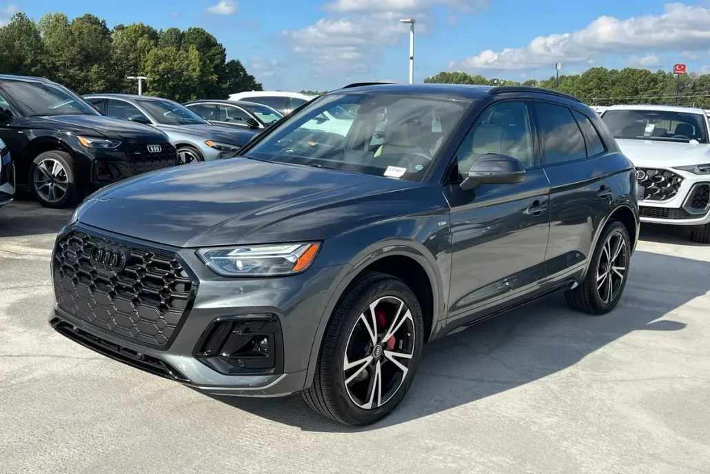 2025 Audi Q5 S line Premium Plus photo 1