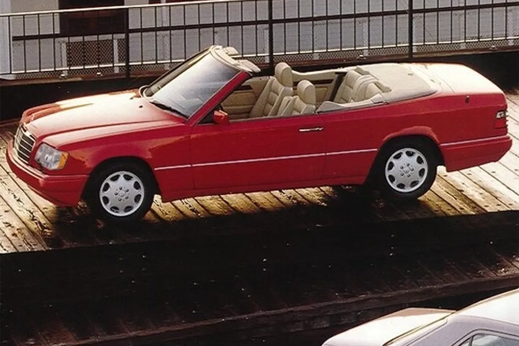 1994 Mercedes Benz E 320 photo 1