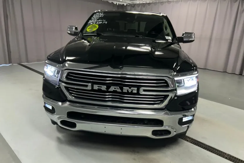 2022 Ram 1500 Laramie photo 1