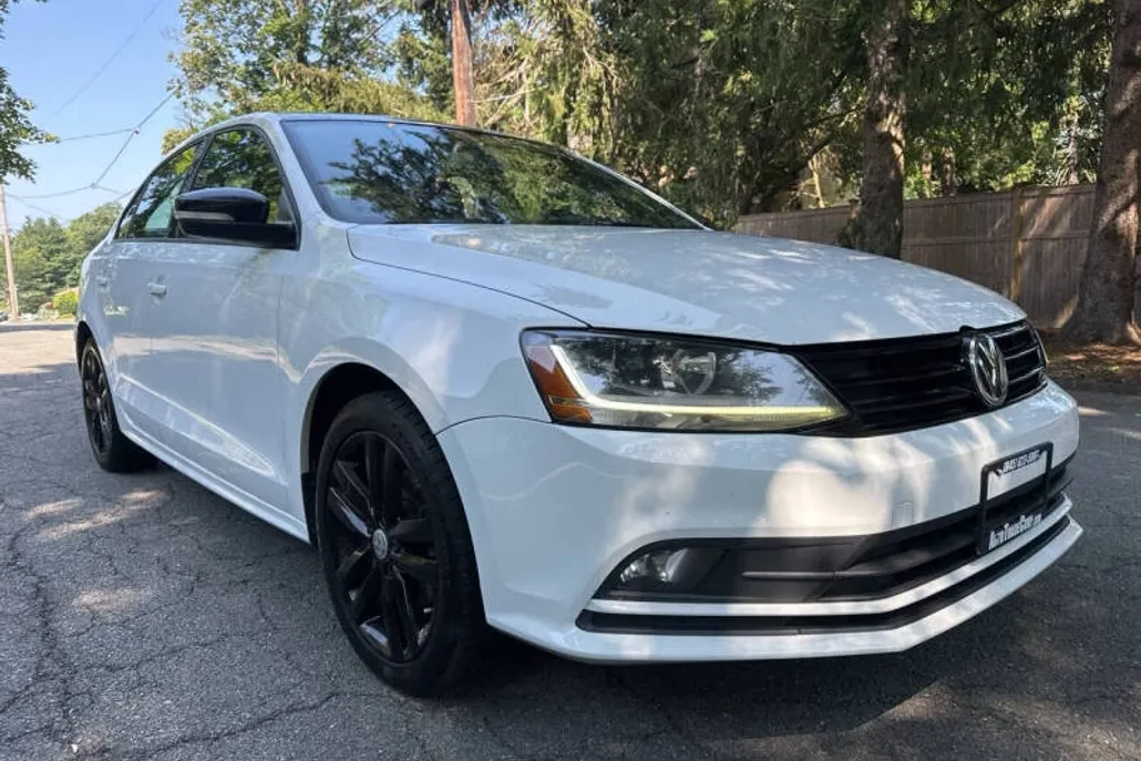 2018 Volkswagen Jetta 1.8T SE Sport photo 1