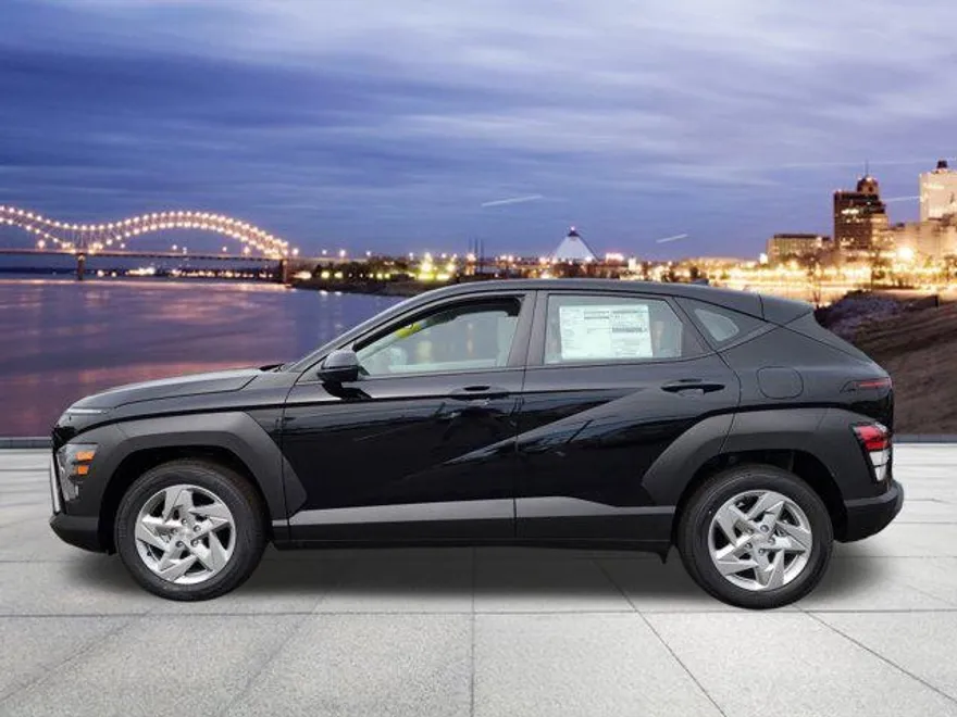 2026 Hyundai Kona SE photo 1