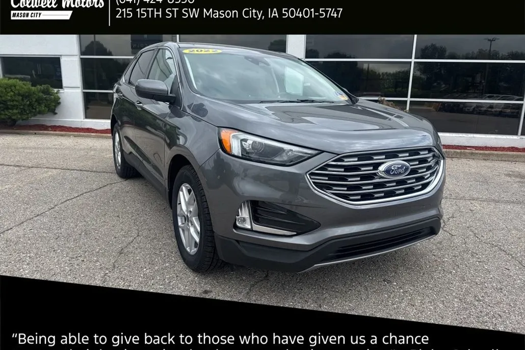 2022 Ford Edge SEL photo 1