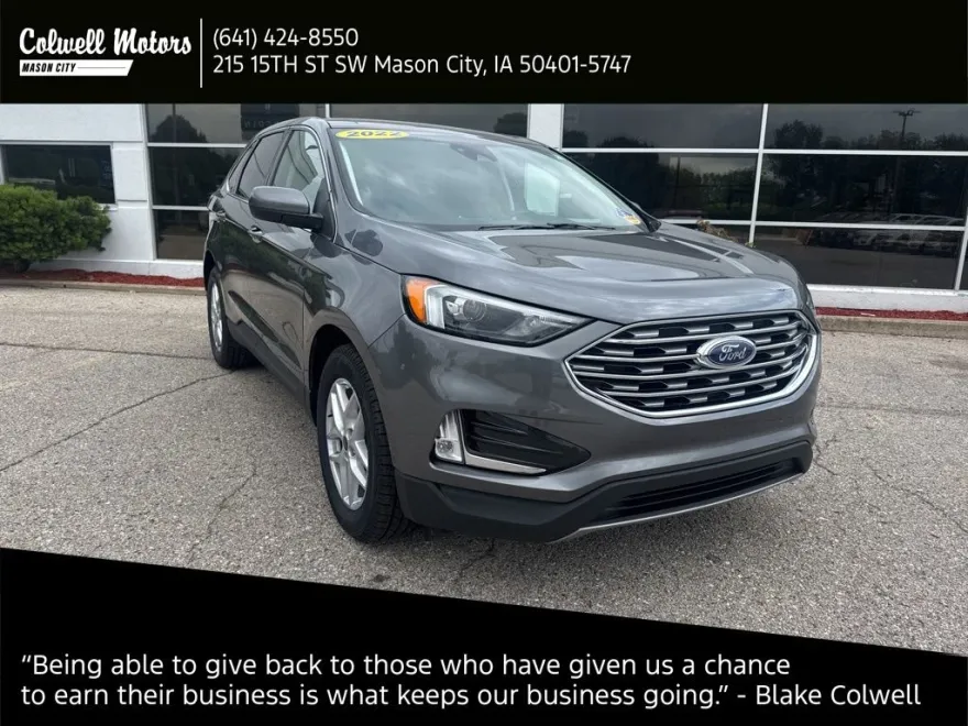 2022 Ford Edge SEL photo 1