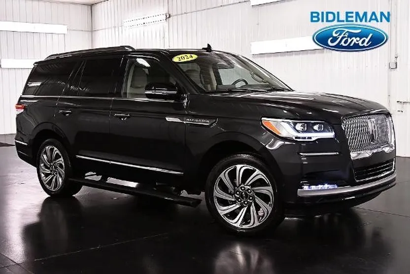 2024 Lincoln Navigator Reserve photo 1