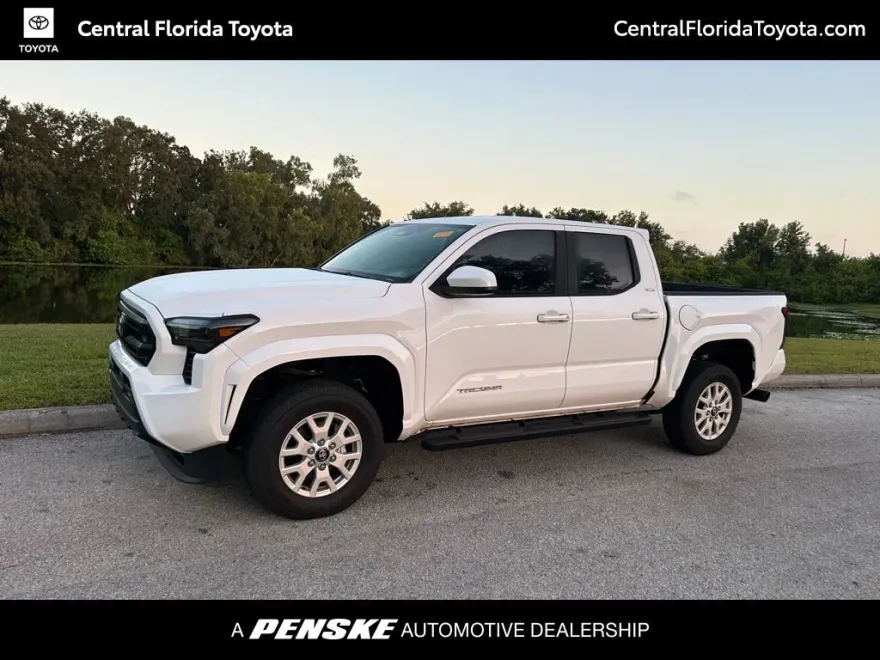 2024 Toyota Tacoma SR5 photo 1