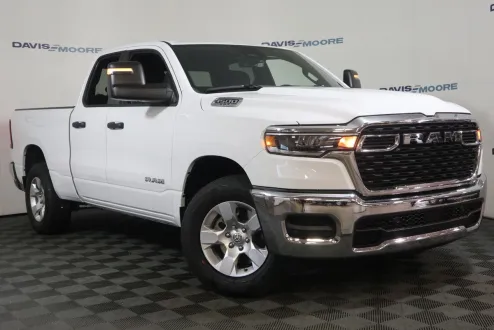 2025 Ram 1500 Tradesman photo 2