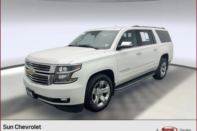 2019 Chevrolet Suburban Premier photo 1