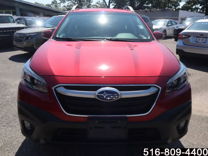 2022 Subaru Outback Premium photo 1