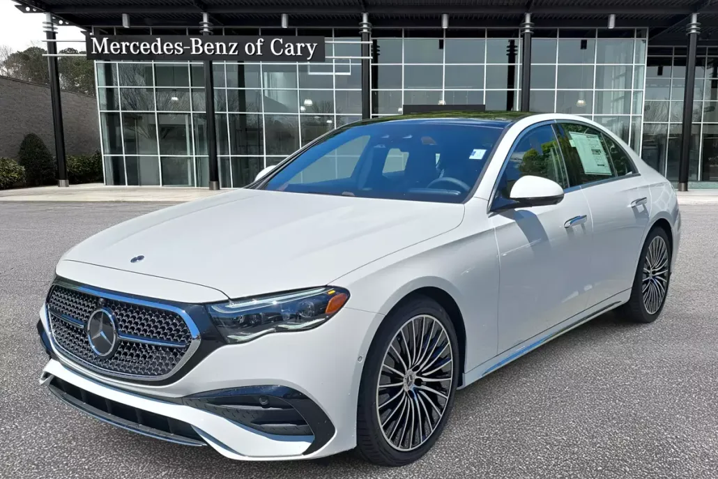 2026 Mercedes Benz E 350 photo 1