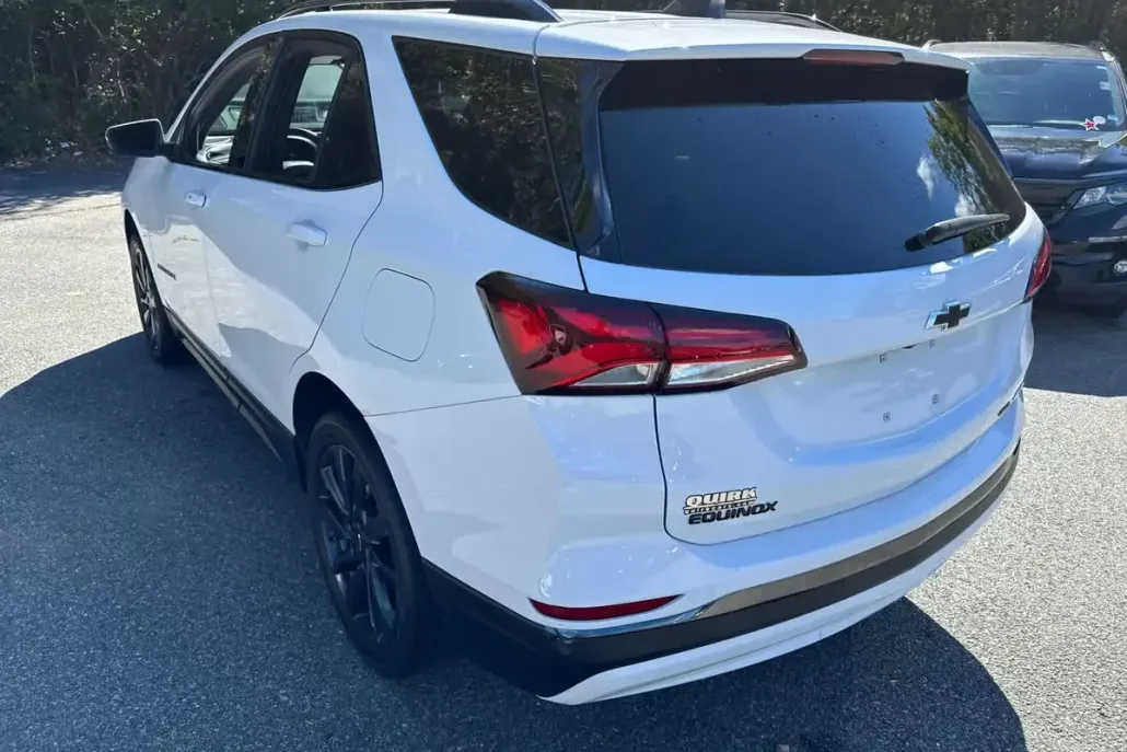 2022 Chevrolet Equinox RS photo 1
