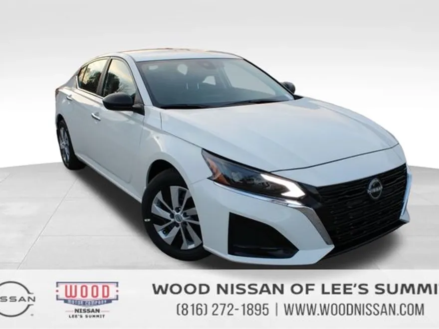 2025 Nissan Altima S photo 1