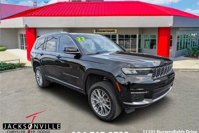2022 Jeep Grand Cherokee L Summit photo 1