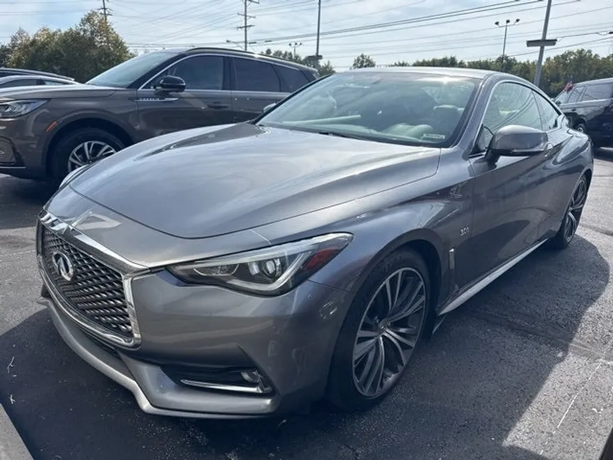 2017 Infiniti Q60 3.0t Premium photo 1
