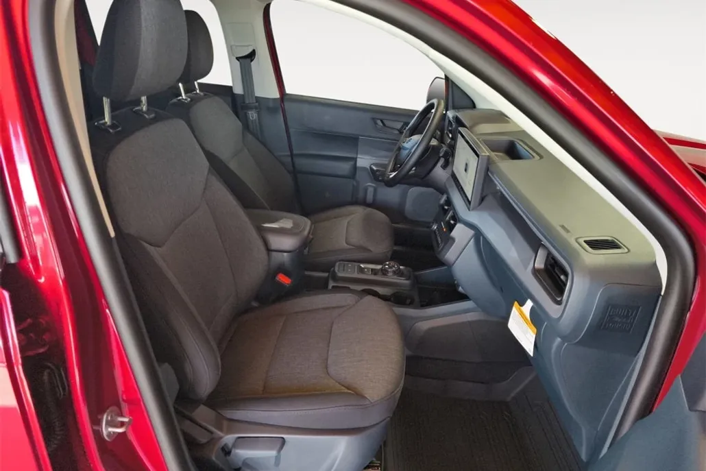 2025 Ford Maverick XLT photo 1