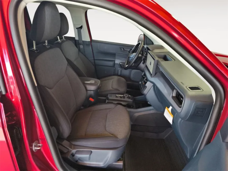 2025 Ford Maverick XLT photo 1