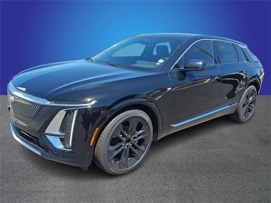 2025 Cadillac Lyriq Luxury photo 1