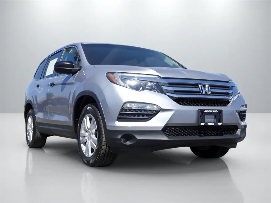 2018 Honda Pilot LX photo 1