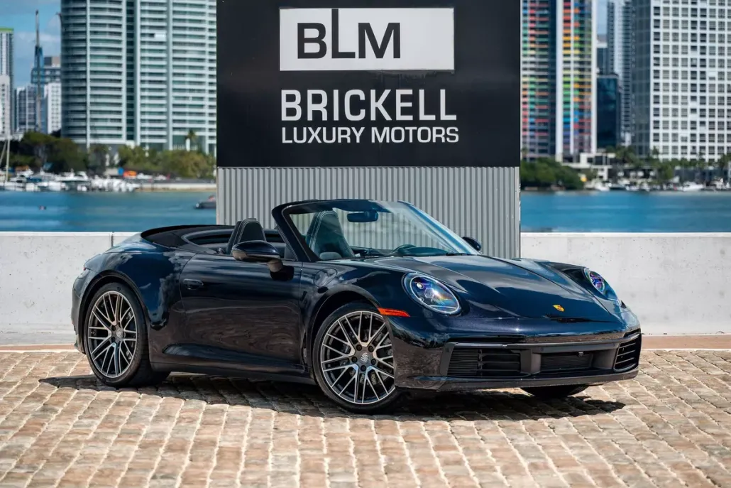 2023 Porsche 911 4 photo 1