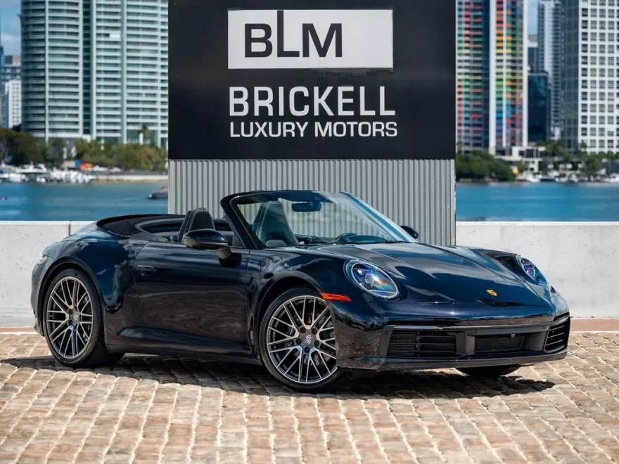 2023 Porsche 911 4 photo 1