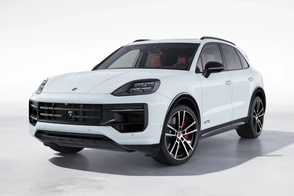 2026 Porsche Cayenne GTS photo 1