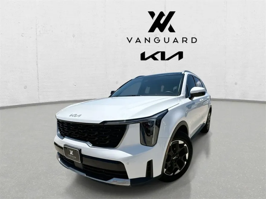 2025 Kia Sorento S photo 1