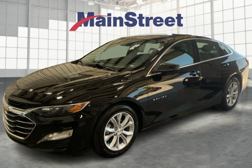 2023 Chevrolet Malibu 1LT photo 1
