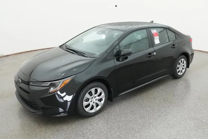 2026 Toyota Corolla LE photo 1