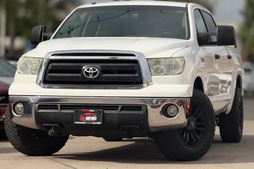 2013 Toyota Tundra SR5 photo 1