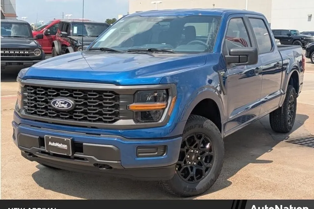 2025 Ford F-150 STX photo 1