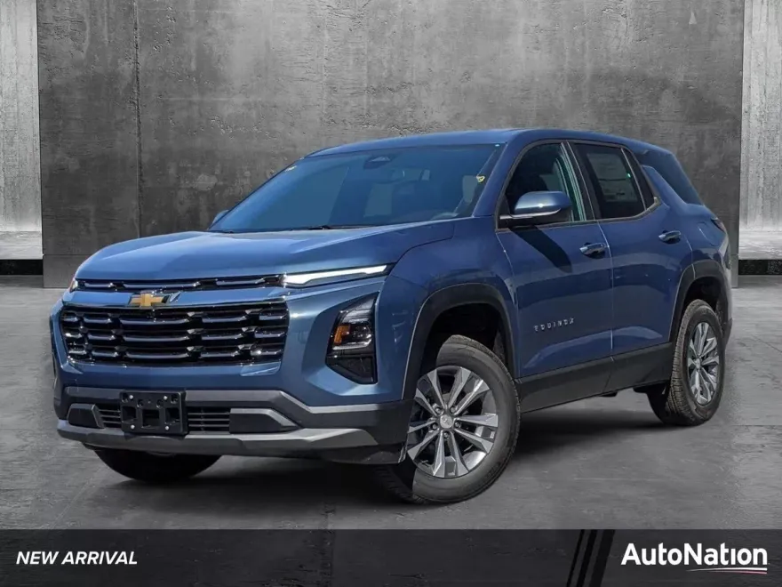 2026 Chevrolet Equinox LT photo 1
