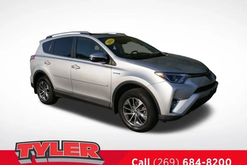 2016 Toyota RAV4 Hybrid XLE photo 1